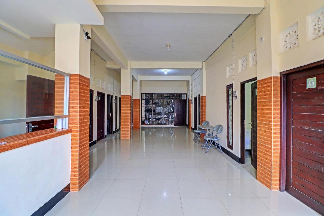 Oyo 91864 Holistic Stay Jimbaran Exterior foto