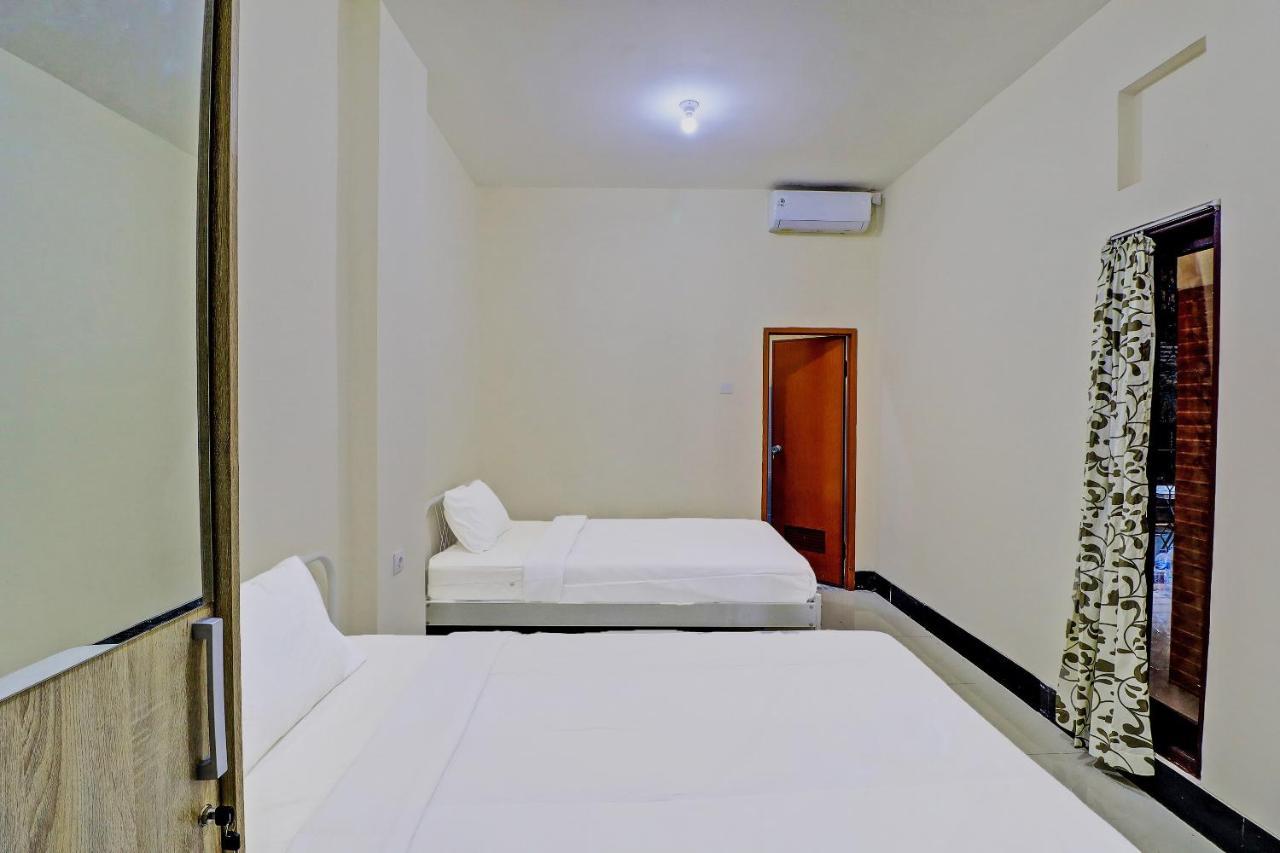 Oyo 91864 Holistic Stay Jimbaran Exterior foto